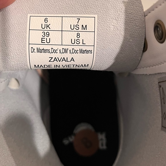 Dr. Martens Zavala 8-Eyelet Combat Boot - Picture 4 of 5